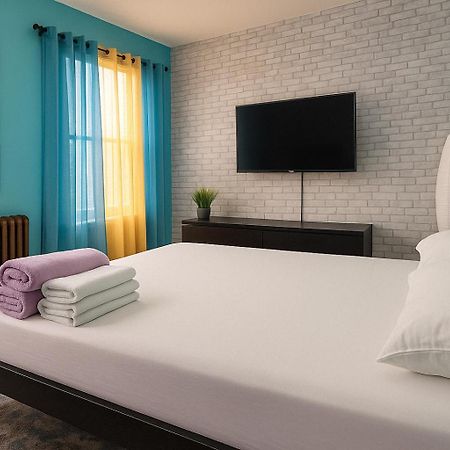 Modern Xl Queen Room Comfort & Character In Harlem New York Exterior foto